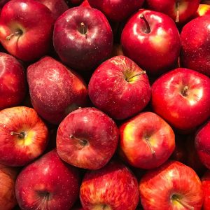 Crisp green apples
